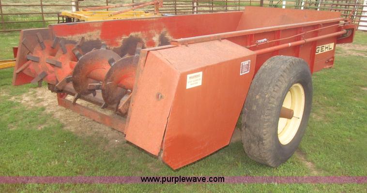 image for item F7033 Gehl 180MS manure spreader