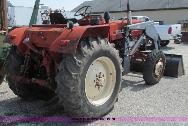 image for item G2029 1980 Belarus 820 MFWD tractor