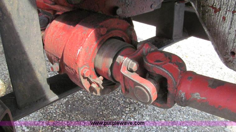 image for item G2029 1980 Belarus 820 MFWD tractor