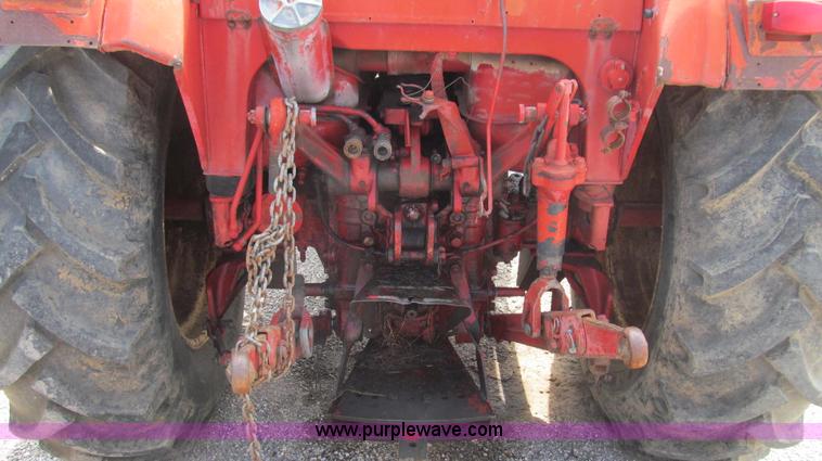 image for item G2029 1980 Belarus 820 MFWD tractor