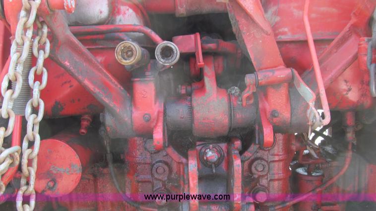 image for item G2029 1980 Belarus 820 MFWD tractor