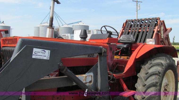 image for item G2029 1980 Belarus 820 MFWD tractor