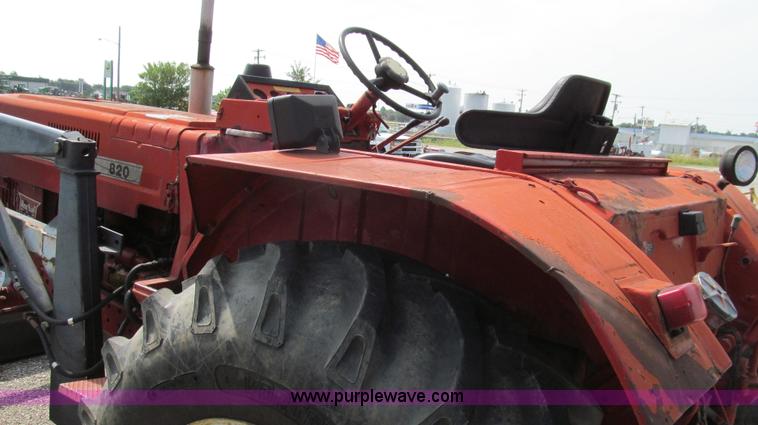 image for item G2029 1980 Belarus 820 MFWD tractor