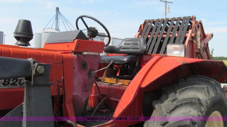 image for item G2029 1980 Belarus 820 MFWD tractor