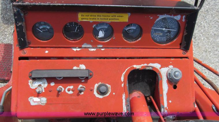 image for item G2029 1980 Belarus 820 MFWD tractor