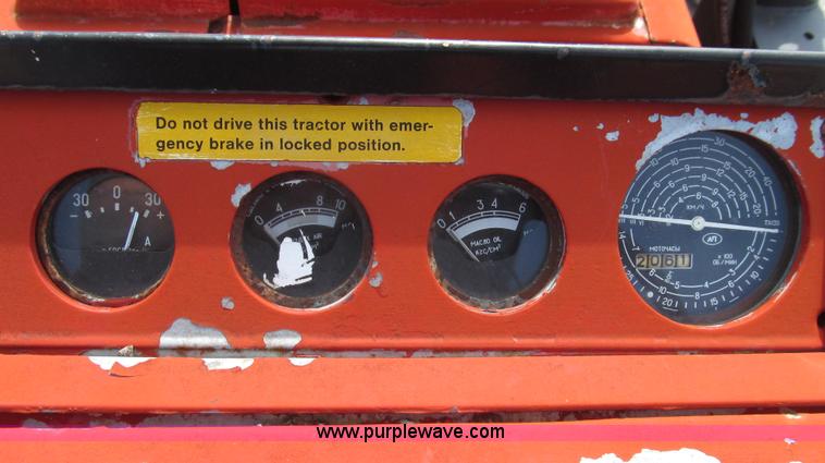 image for item G2029 1980 Belarus 820 MFWD tractor