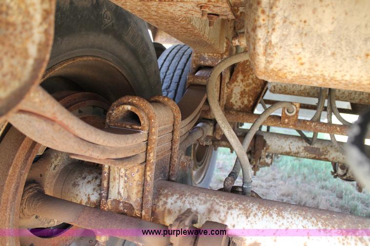 image for item G5730 1993 Timpte hopper trailer