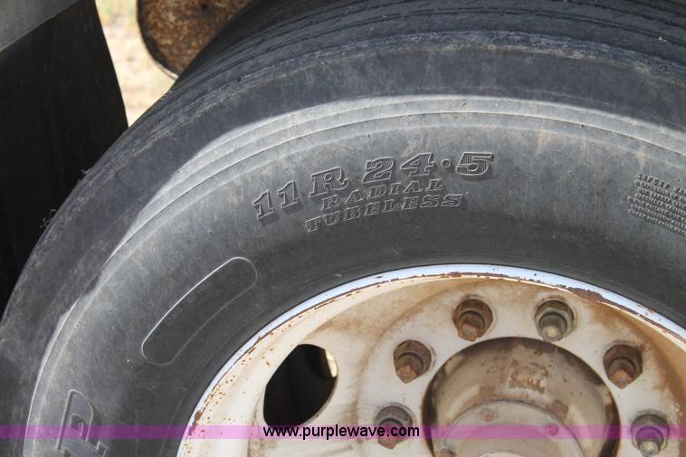 image for item G5730 1993 Timpte hopper trailer