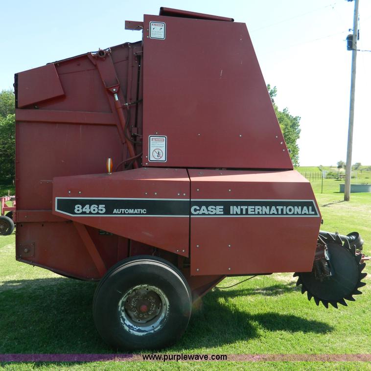 image for item G7890 1994 Case IH 8465 round baler