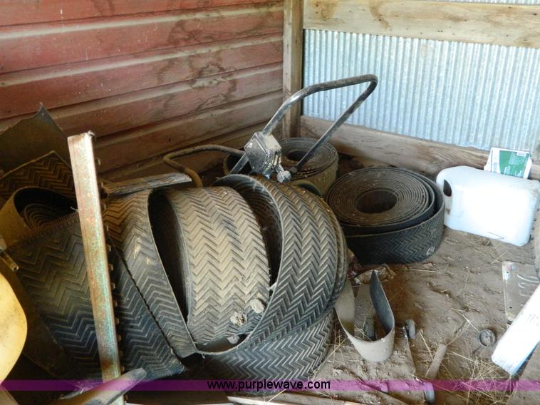 image for item G7890 1994 Case IH 8465 round baler