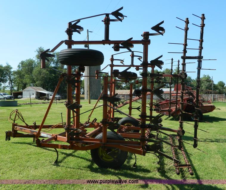 image for item G7893 Allis Chalmers 1300 field cultivator