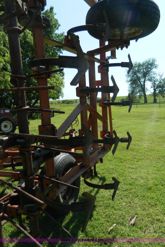 image for item G7893 Allis Chalmers 1300 field cultivator