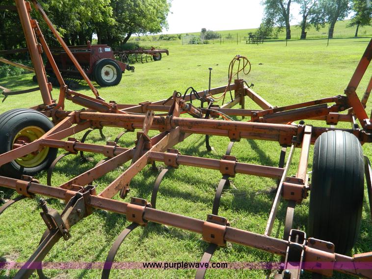 image for item G7893 Allis Chalmers 1300 field cultivator
