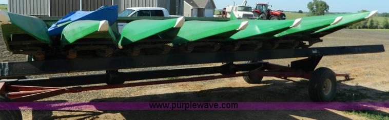 image for item G7897 John Deere corn header