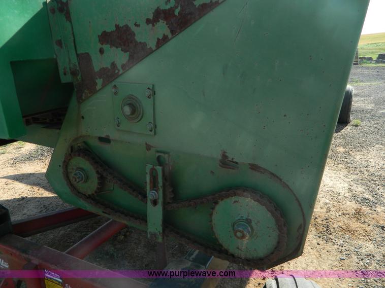 image for item G7897 John Deere corn header