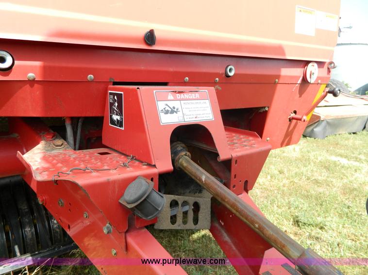 image for item G7943 Case IH RBX 561 round baler