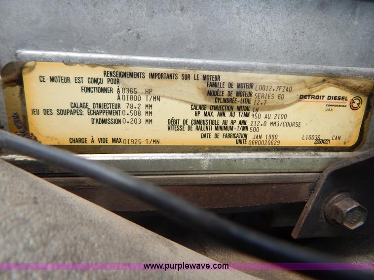 image for item G9475 1990 Peterbilt 377 semi truck