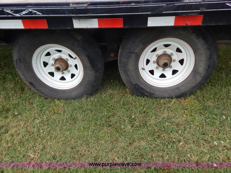 image for item G9476 2007 PJ gooseneck trailer