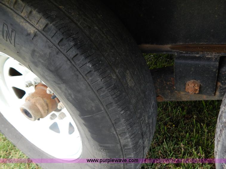 image for item G9476 2007 PJ gooseneck trailer