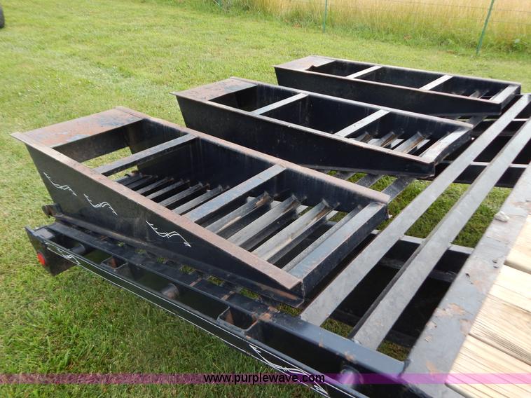 image for item G9476 2007 PJ gooseneck trailer