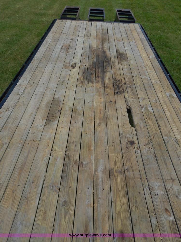 image for item G9476 2007 PJ gooseneck trailer