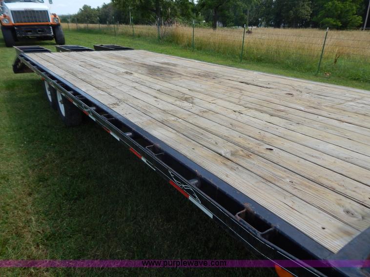 image for item G9476 2007 PJ gooseneck trailer