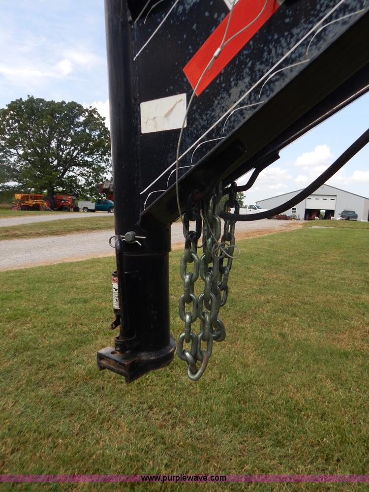 image for item G9476 2007 PJ gooseneck trailer