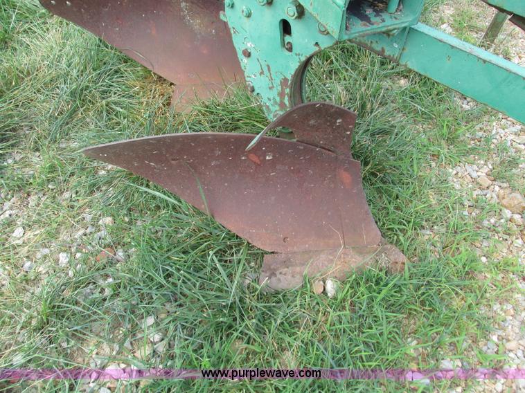 image for item G9478 John Deere six bottom plow