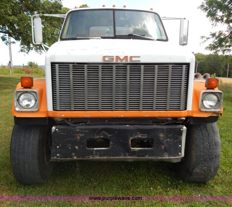 image for item G9479 1984 GMC Brigadier spreader truck