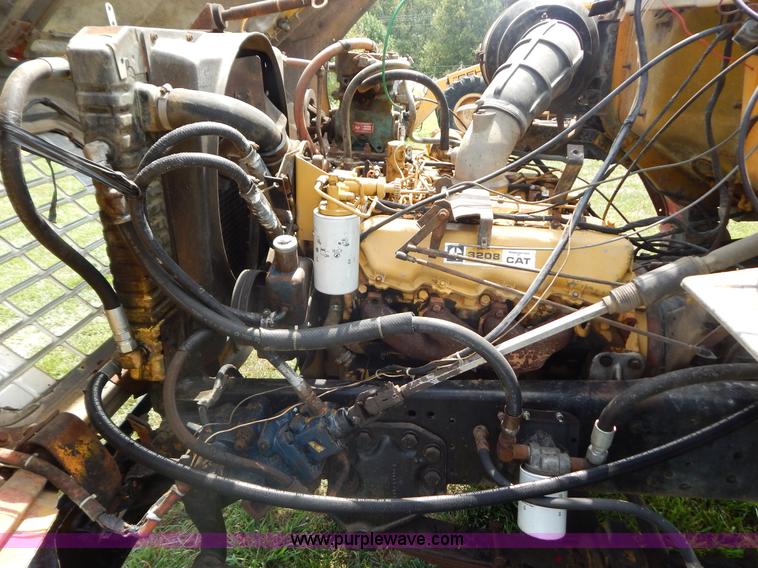 image for item G9480 1979 Ford 8000 cab and chassis