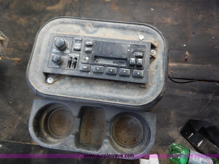 image for item G9480 1979 Ford 8000 cab and chassis