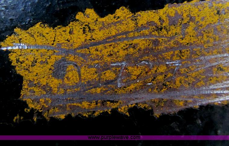 image for item G9480 1979 Ford 8000 cab and chassis