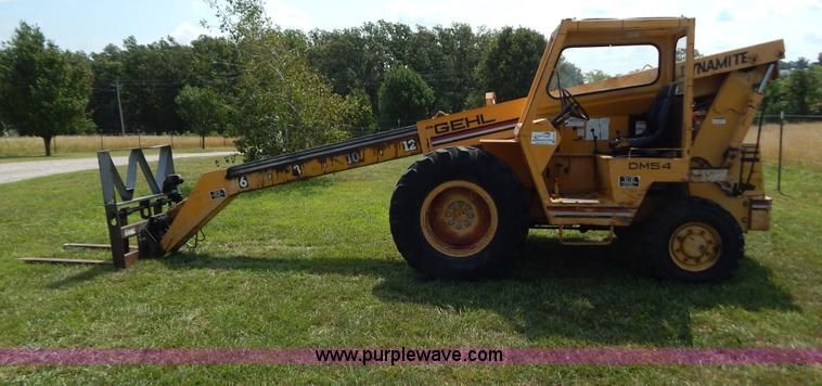 image for item G9481 Gehl DM54 telehandler
