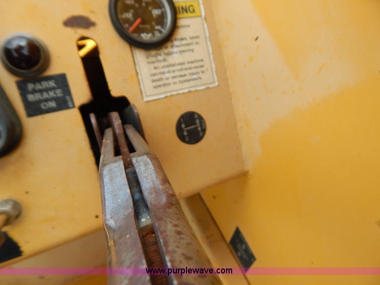 image for item G9481 Gehl DM54 telehandler