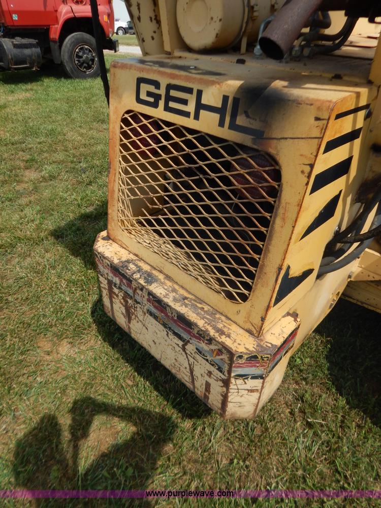 image for item G9481 Gehl DM54 telehandler