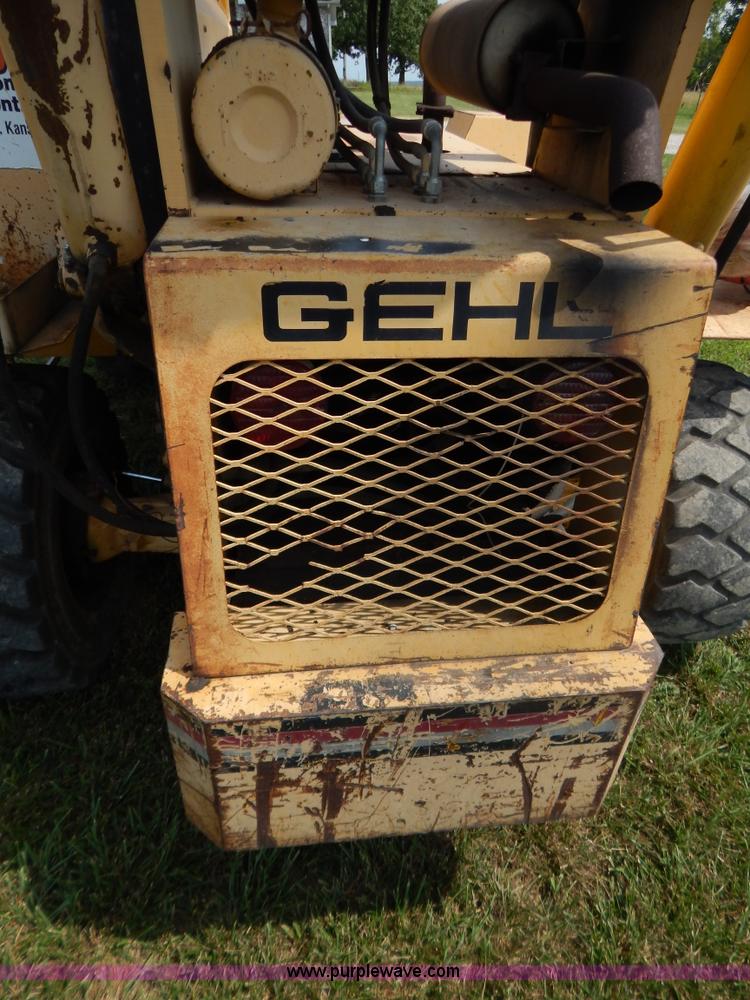 image for item G9481 Gehl DM54 telehandler
