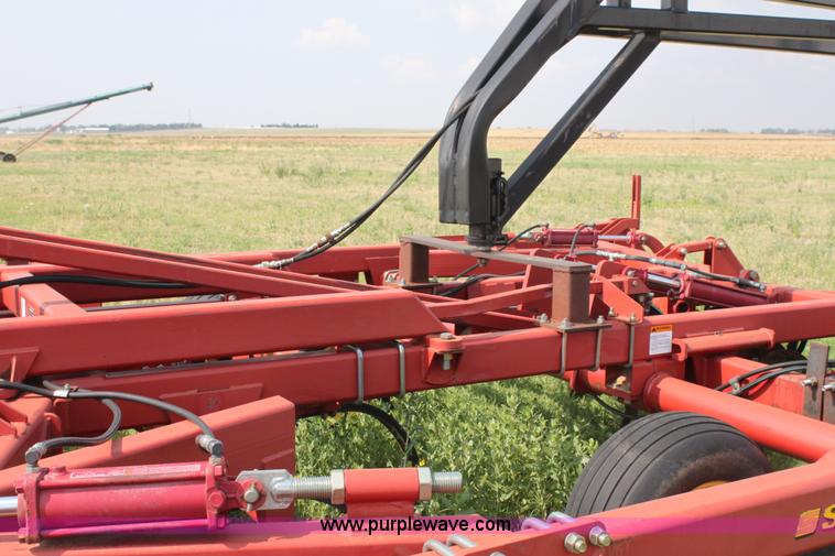 image for item H7413 Sunflower 4510 18'W disk chisel with packer