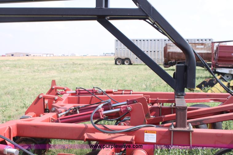 image for item H7413 Sunflower 4510 18'W disk chisel with packer