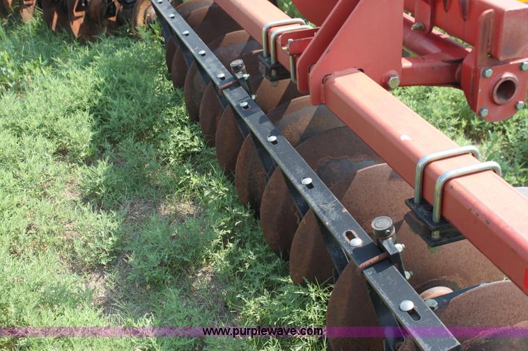 image for item H7413 Sunflower 4510 18'W disk chisel with packer