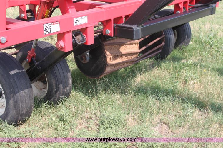 image for item H7413 Sunflower 4510 18'W disk chisel with packer