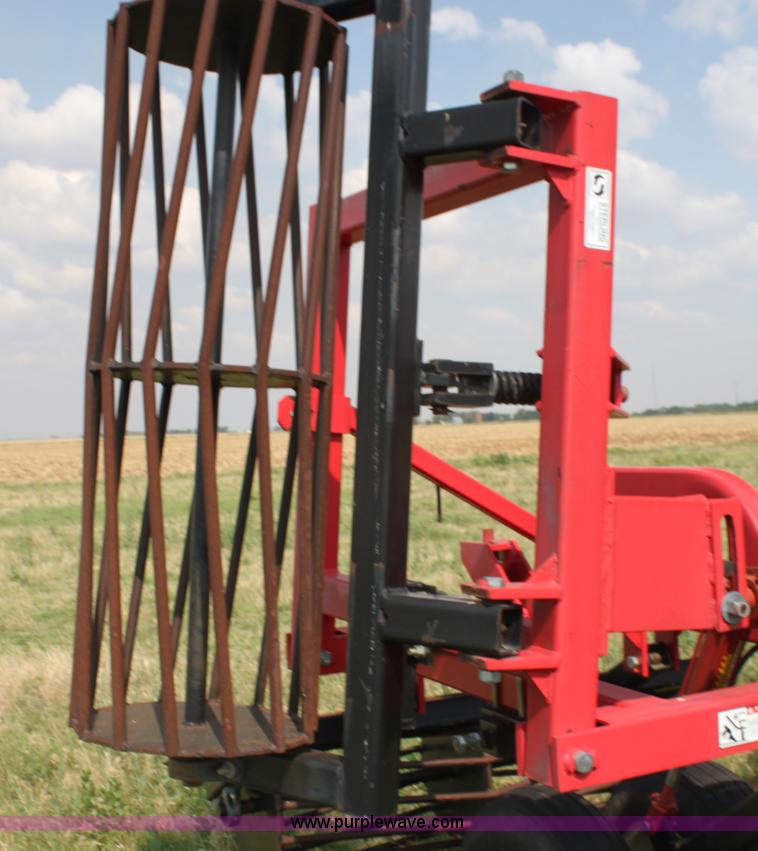 image for item H7413 Sunflower 4510 18'W disk chisel with packer