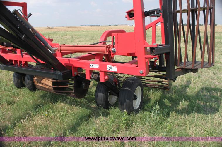 image for item H7413 Sunflower 4510 18'W disk chisel with packer