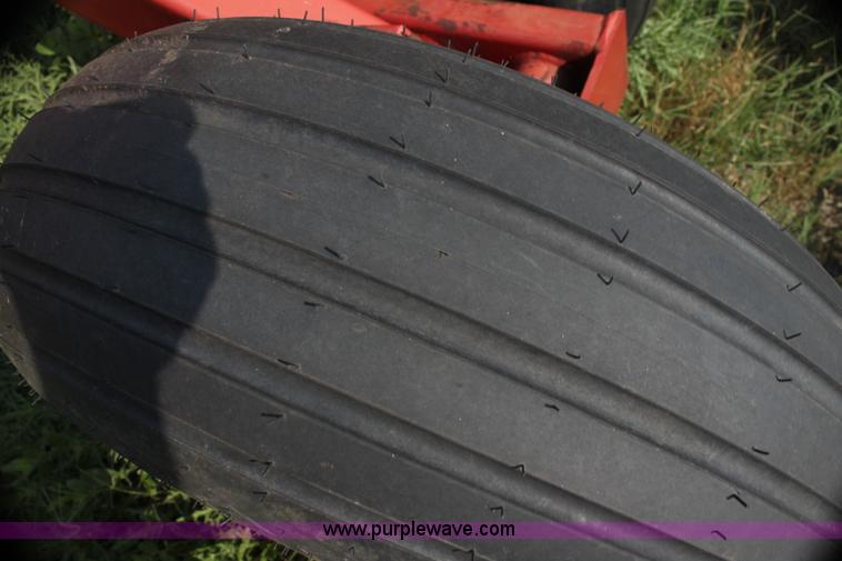 image for item H7413 Sunflower 4510 18'W disk chisel with packer