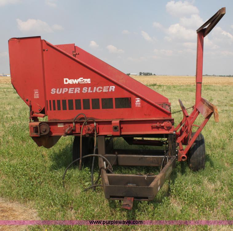 image for item H7415 Dew Eze Super Slicer bale cutter