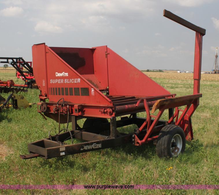 image for item H7415 Dew Eze Super Slicer bale cutter