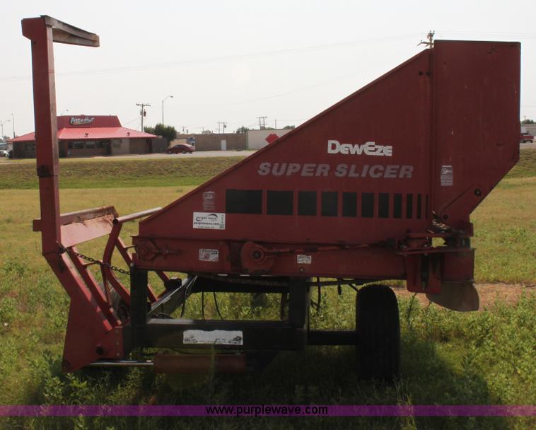 image for item H7415 Dew Eze Super Slicer bale cutter