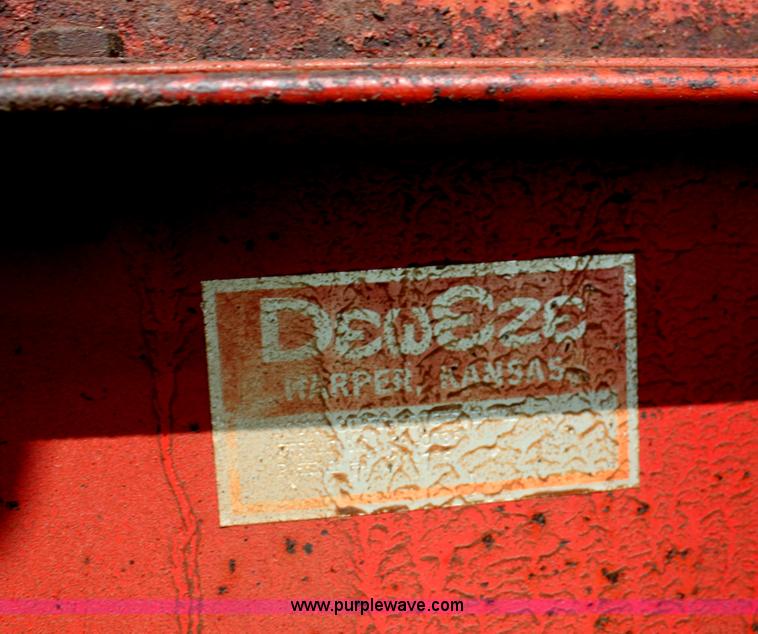 image for item H7415 Dew Eze Super Slicer bale cutter