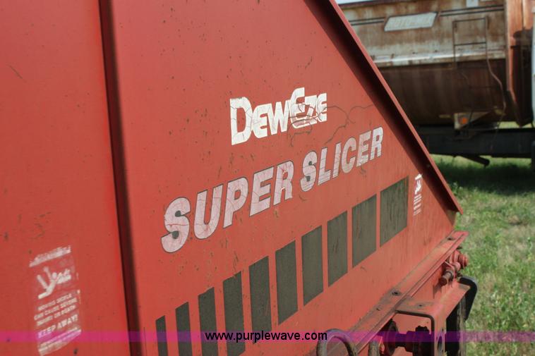 image for item H7415 Dew Eze Super Slicer bale cutter