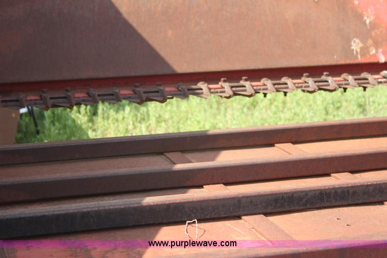 image for item H7415 Dew Eze Super Slicer bale cutter