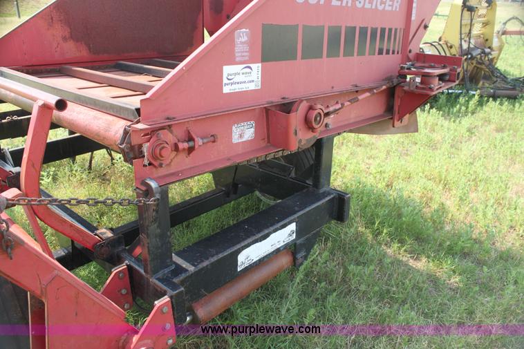 image for item H7415 Dew Eze Super Slicer bale cutter